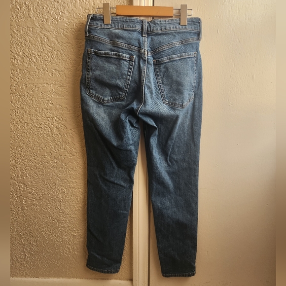 Old Navy- High Rise O.G Straight - Picture 2 of 6